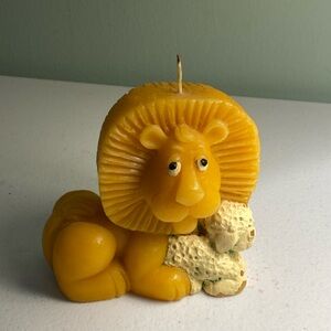 Vintage Hallmark “The Lion and The Lamb” Candle